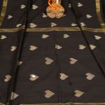 Black golden border handloom silk cotton heart-motif saree 2